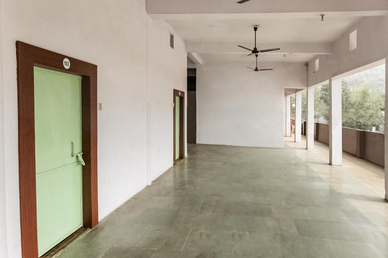 Oyo 69647 Yash Lodge Jabalpur Eksteriør bilde