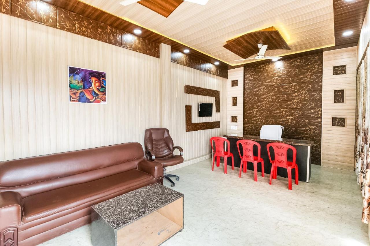 Oyo 69647 Yash Lodge Jabalpur Eksteriør bilde