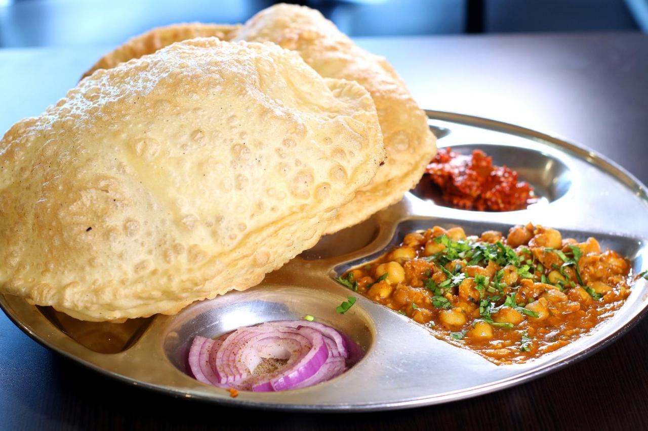 Oyo 69647 Yash Lodge Jabalpur Eksteriør bilde